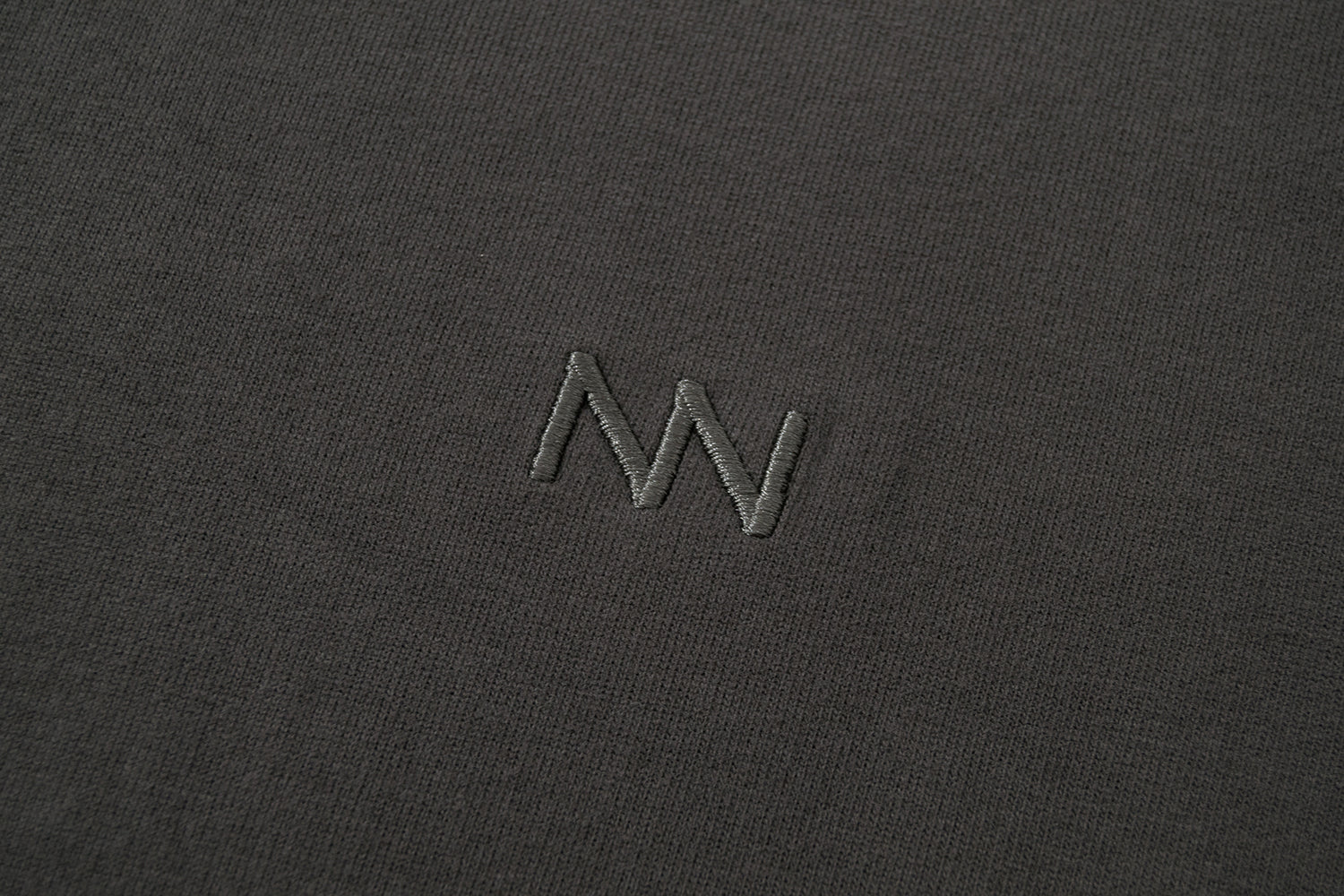 NW215DG | LAYER TEE | NOT WORKING V